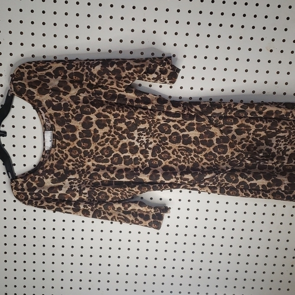 𝅺olivia Matthews dress size medium cheetah print great condition - Picture 1 of 4
